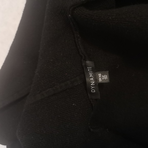 SOLD Dynamite cardigan - Picture 3 of 5